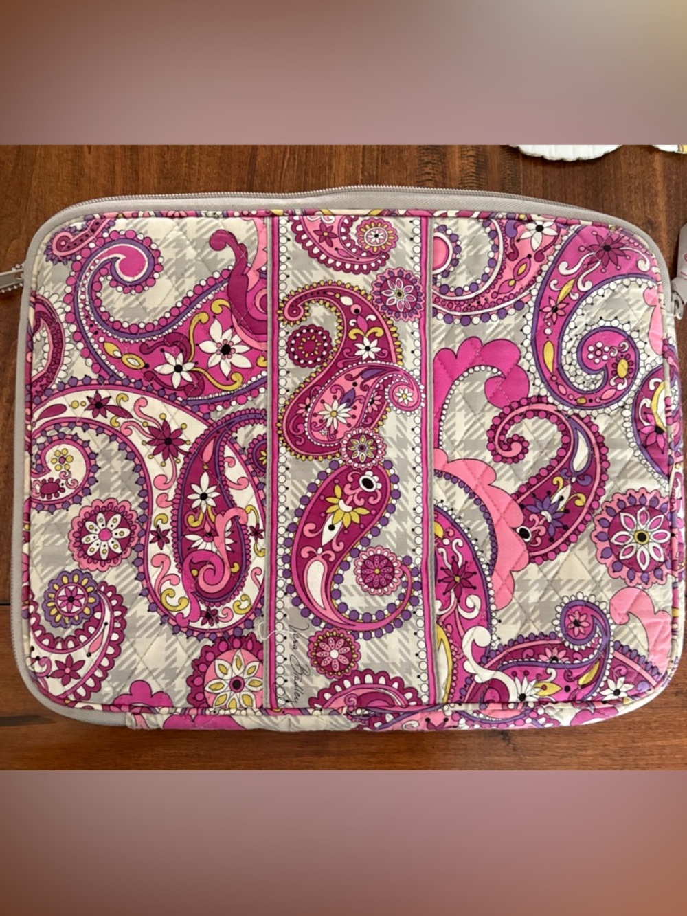 Retired Vera Bradley “Paisley Meets Plaid”Laptap Sleeve
